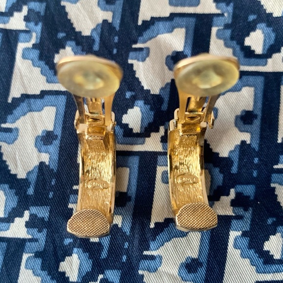 DIOR Earrings - Picture 2 of 4
